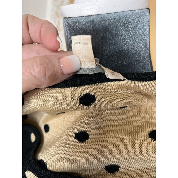 Belford, 100% Silk, Matching Sweater and Cardigan, Black and Beige, Small - Picture 9 of 9